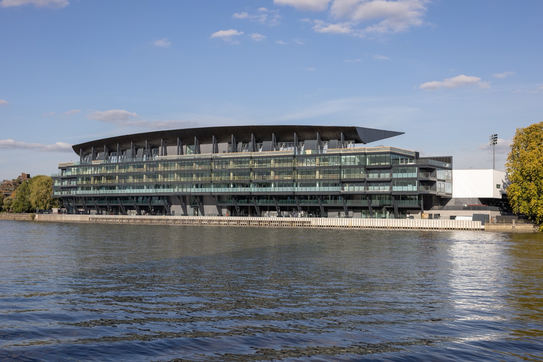 Craven Cottage（クレイヴン・コテージ）